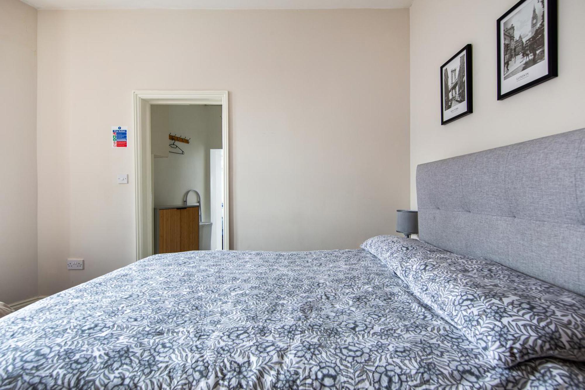 Cosy 1 Bed Apartment With Free Parking Close To Underground Station Zone 2 For Quick Access To Central London Up To 5 Guests Esterno foto